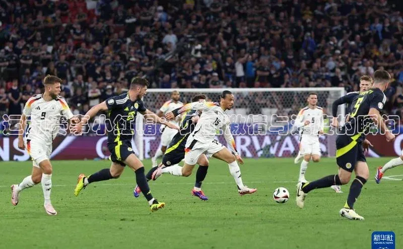 球速体育网页版登陆入口小度商城运动赛事小红帽：见证激情与速度的瞬间